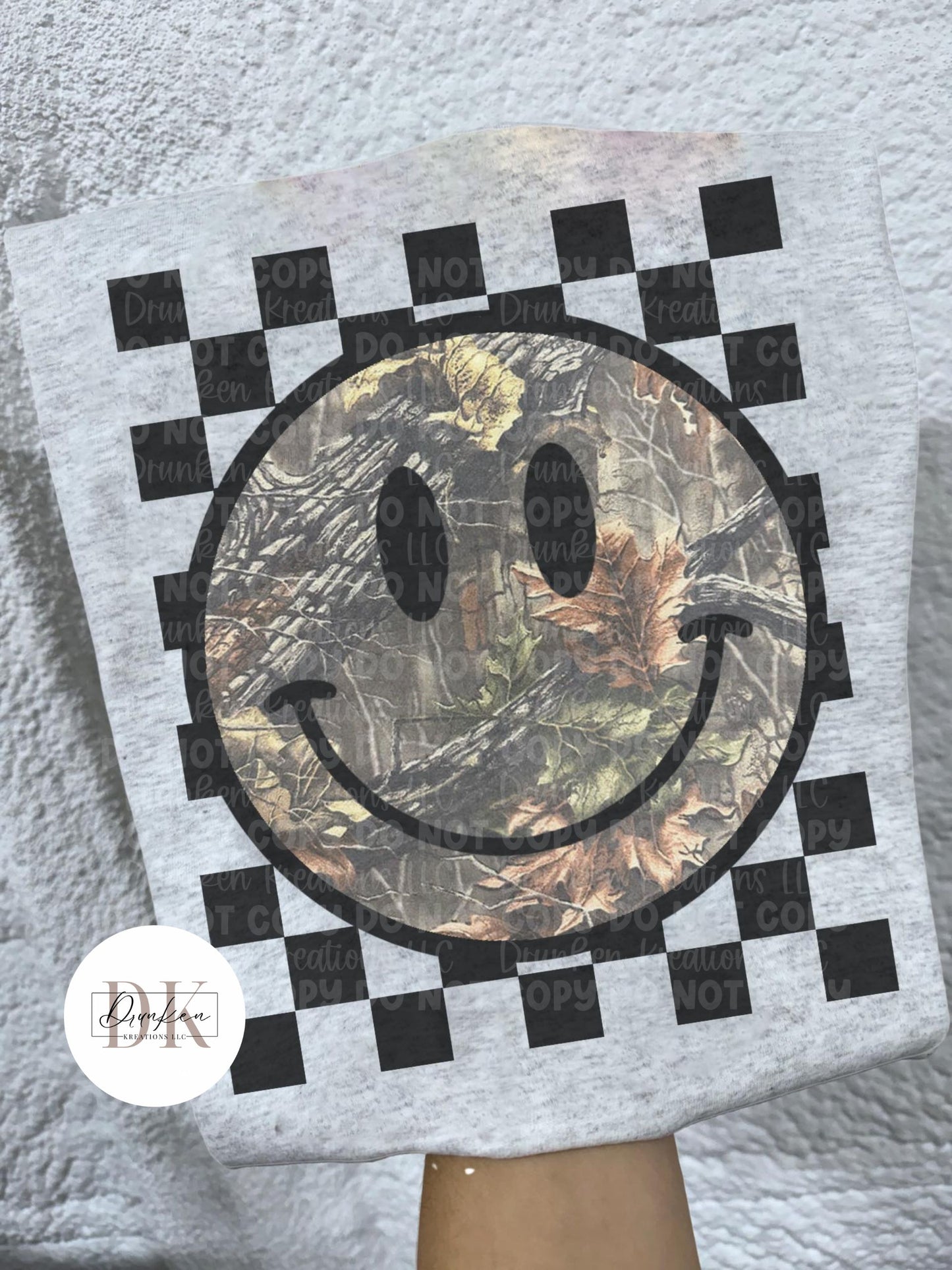Camo face checker tee & sweatshirt